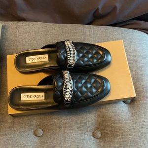 Brand new Steve Madden Mules
